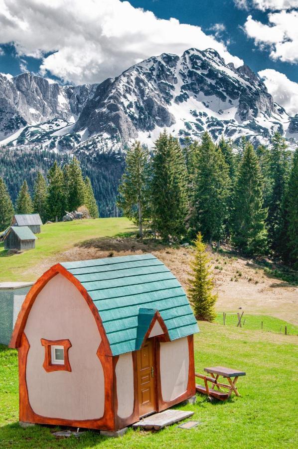 Bungalows Fairy Tale Žabljak Buitenkant foto